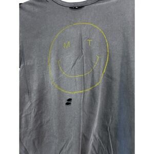 Distressed With Holes Montana Smiley Face Tshirt XX Large Grey NWT